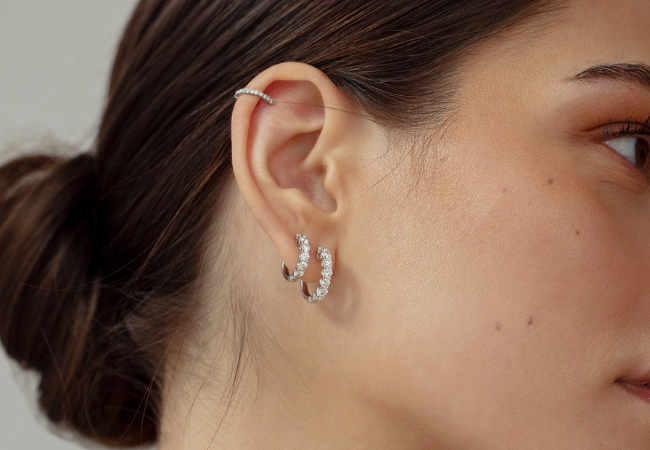 Shine Bright: A Guide to Selecting the Perfect Diamond Earrings