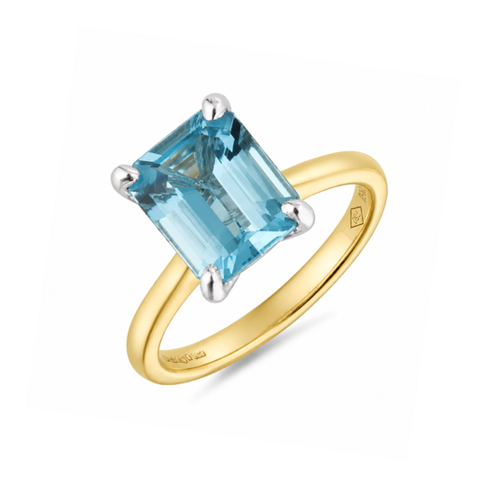 18ct Yellow Gold Aquamarine Ring