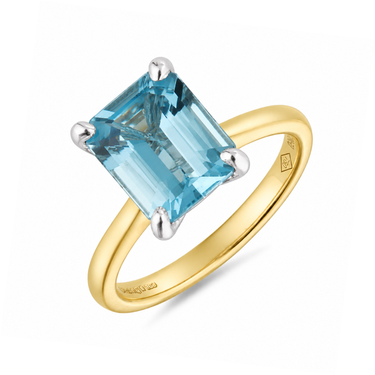 18ct Yellow Gold Aquamarine Ring