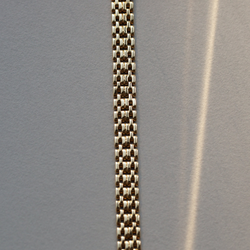 GOLD FLAT LINK BRACELET
