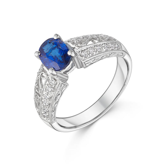 18ct White Gold Vintage Style Sapphire Ring