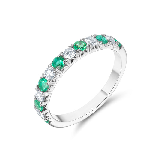 18ct White Gold Pavé Set Emerald & Diamond Ring