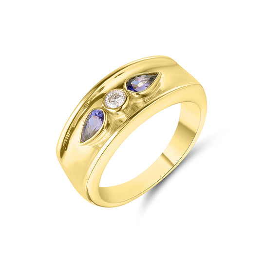 Yellow Gold Pear Cut Sapphire & Diamond Ring