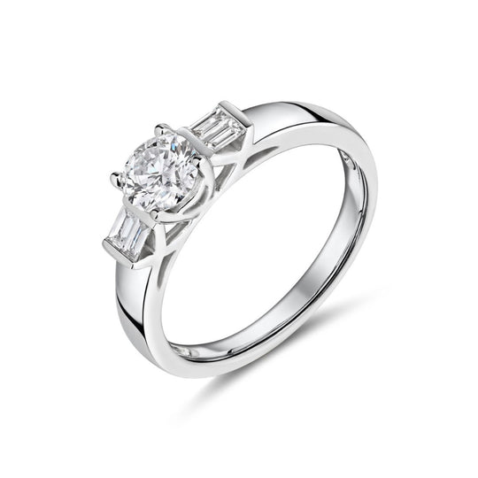 18ct White Gold Round Brilliant & Baguette Diamond Ring