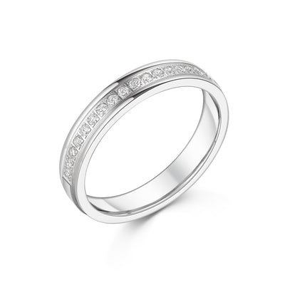 18ct White Gold Half Circle Single Row Band
