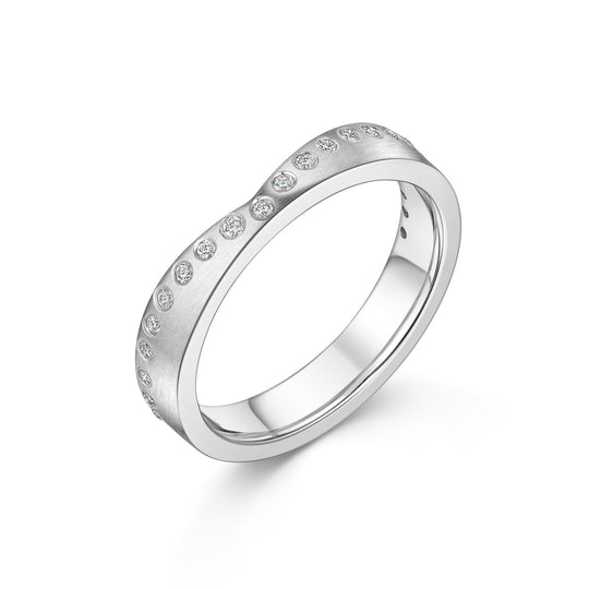 18ct White Gold Diamond Brushed Band